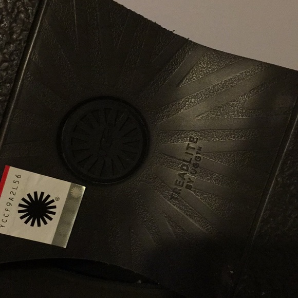 UGG boots MEN 13 Camino Black Chelsea Boots - Picture 10 of 11